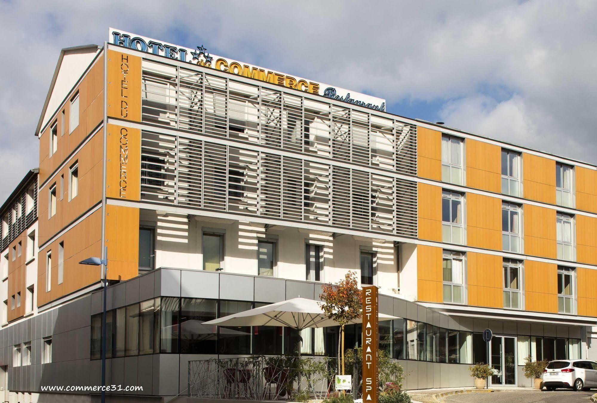 Hotel Du Commerce Spa Сен-Годенс Экстерьер фото